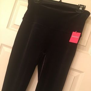 NEW Spanx velvet leggings